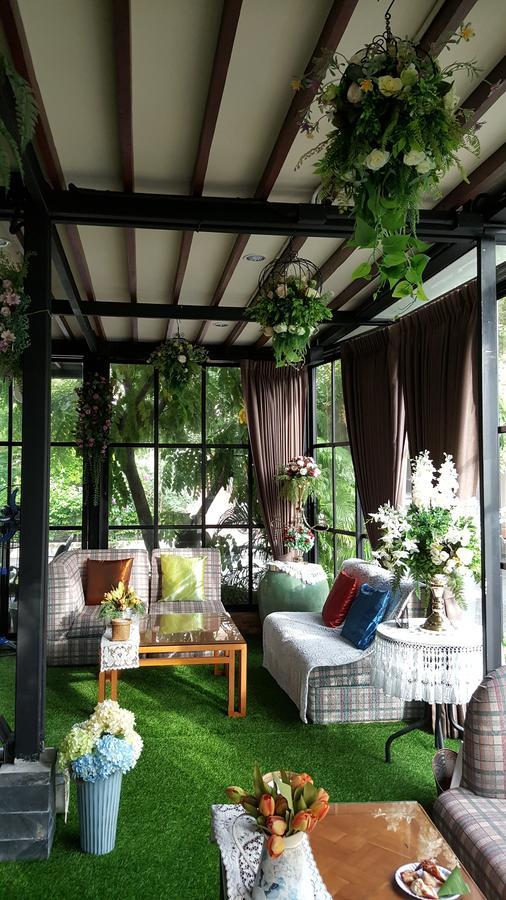 Yenjit Resort Chachoengsao Exteriör bild