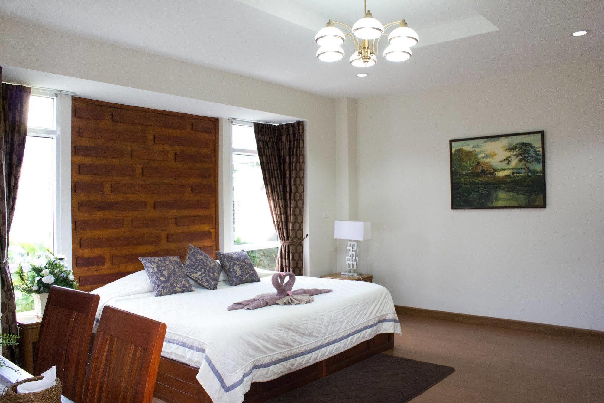 Yenjit Resort Chachoengsao Exteriör bild